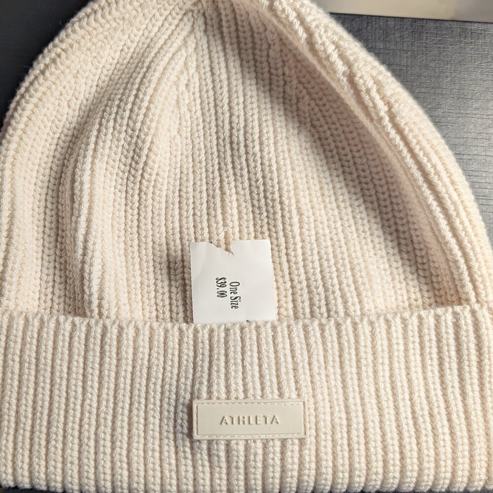 Athleta soft off-white hat